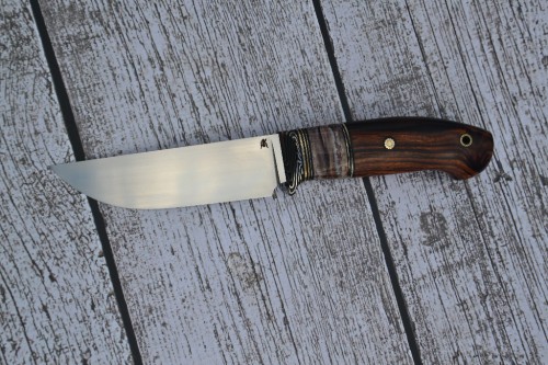 Нож Гид - сталь RWL34, мокумэ, G10, стабилизированный зуб мамонта, айронвуд, карбоновые мозаичные пины.